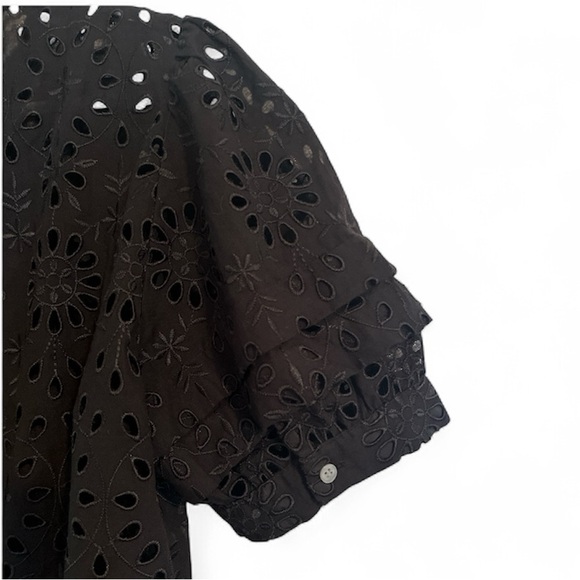 J. Crew Puff-Sleeve Popover Top In Eyelet Black Short Sleeve Size M NWT - Picture 4 of 6